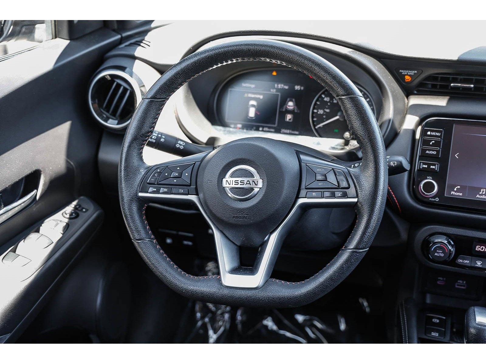 Used 2021 Nissan Kicks SR FWD image 14