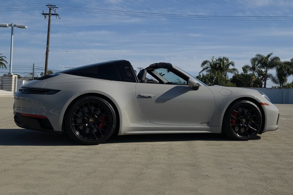 Used 2022 Porsche 911 Targa 4 GTS image 3