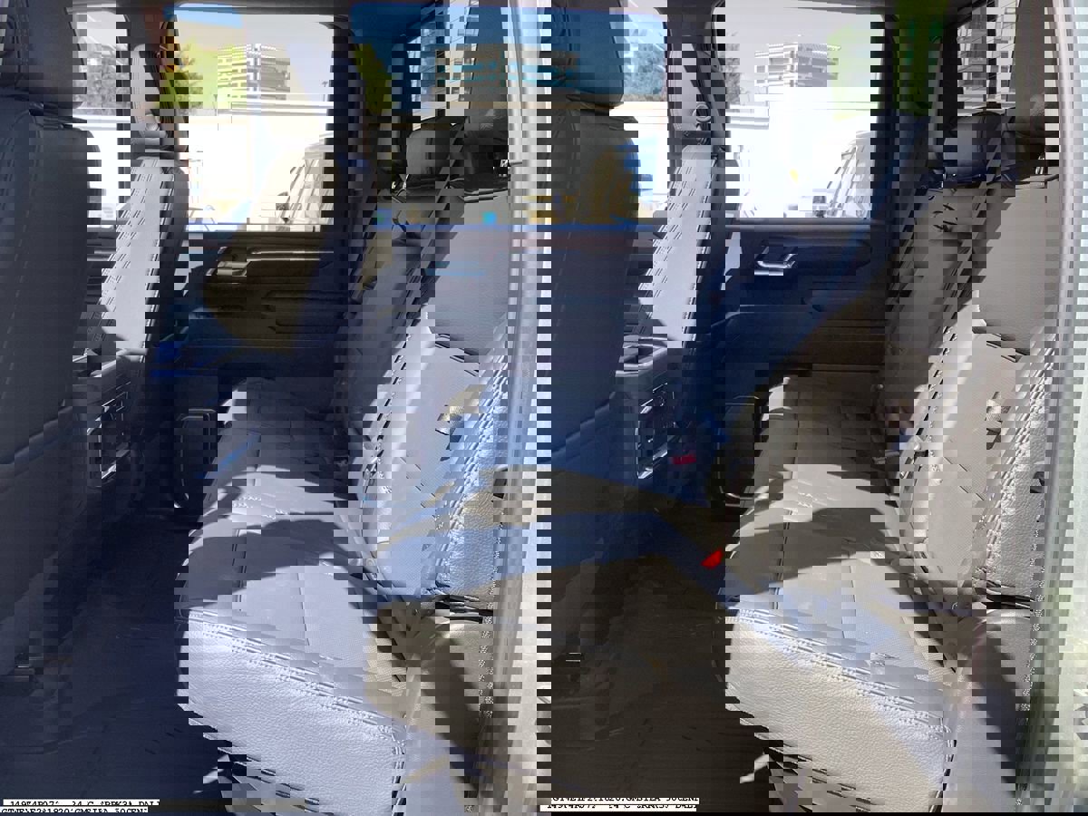 Used 2024 GMC Sierra 3500 Denali w/ Denali Reserve Package image 12