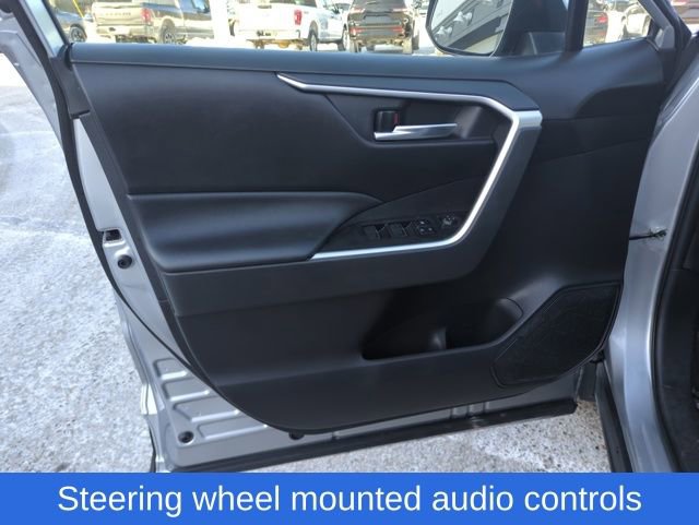 Used 2022 Toyota RAV4 XLE w/ Convenience Package image 14