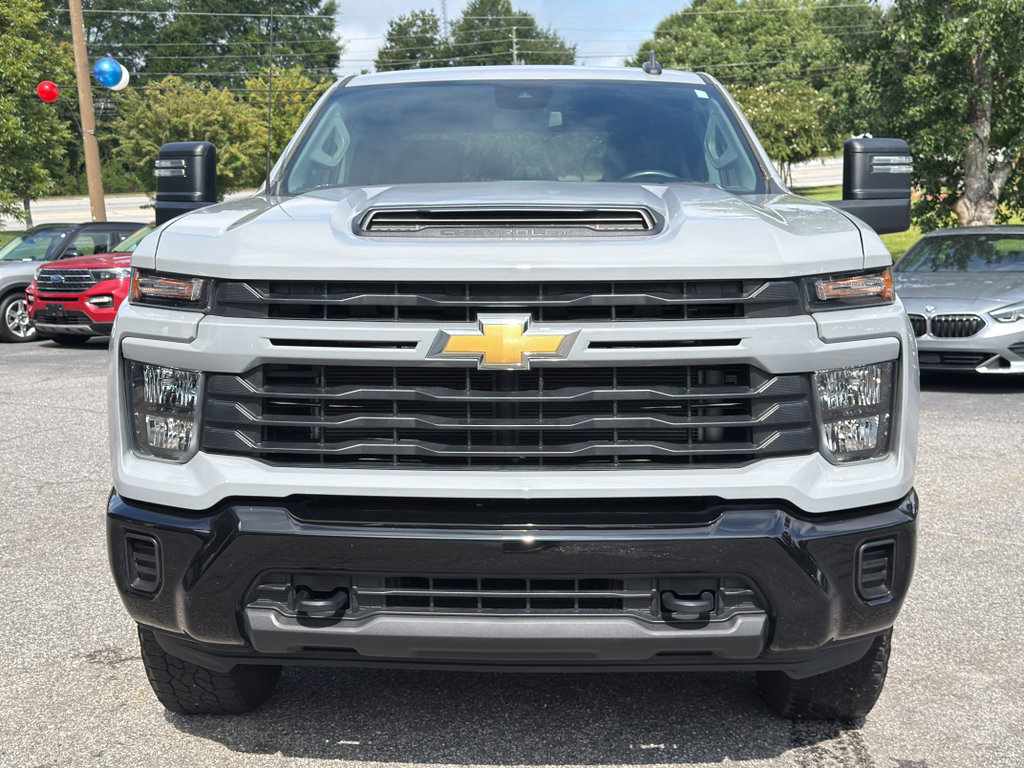 Used 2025 Chevrolet Silverado 2500 Custom w/ Custom Convenience Package AWD/4WD image 3