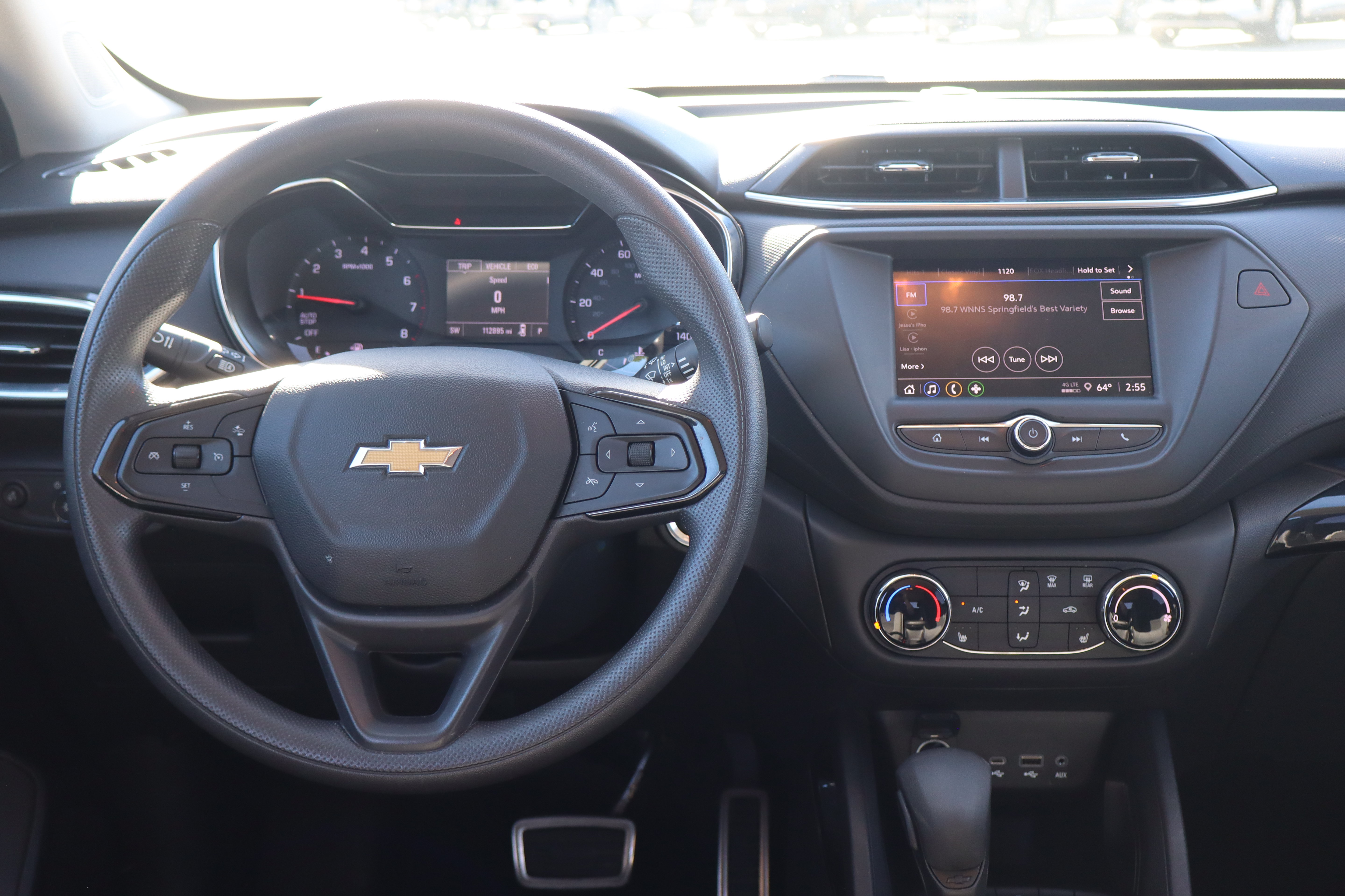 Used 2022 Chevrolet TrailBlazer LT w/ LPO, Blackout Package FWD image 14