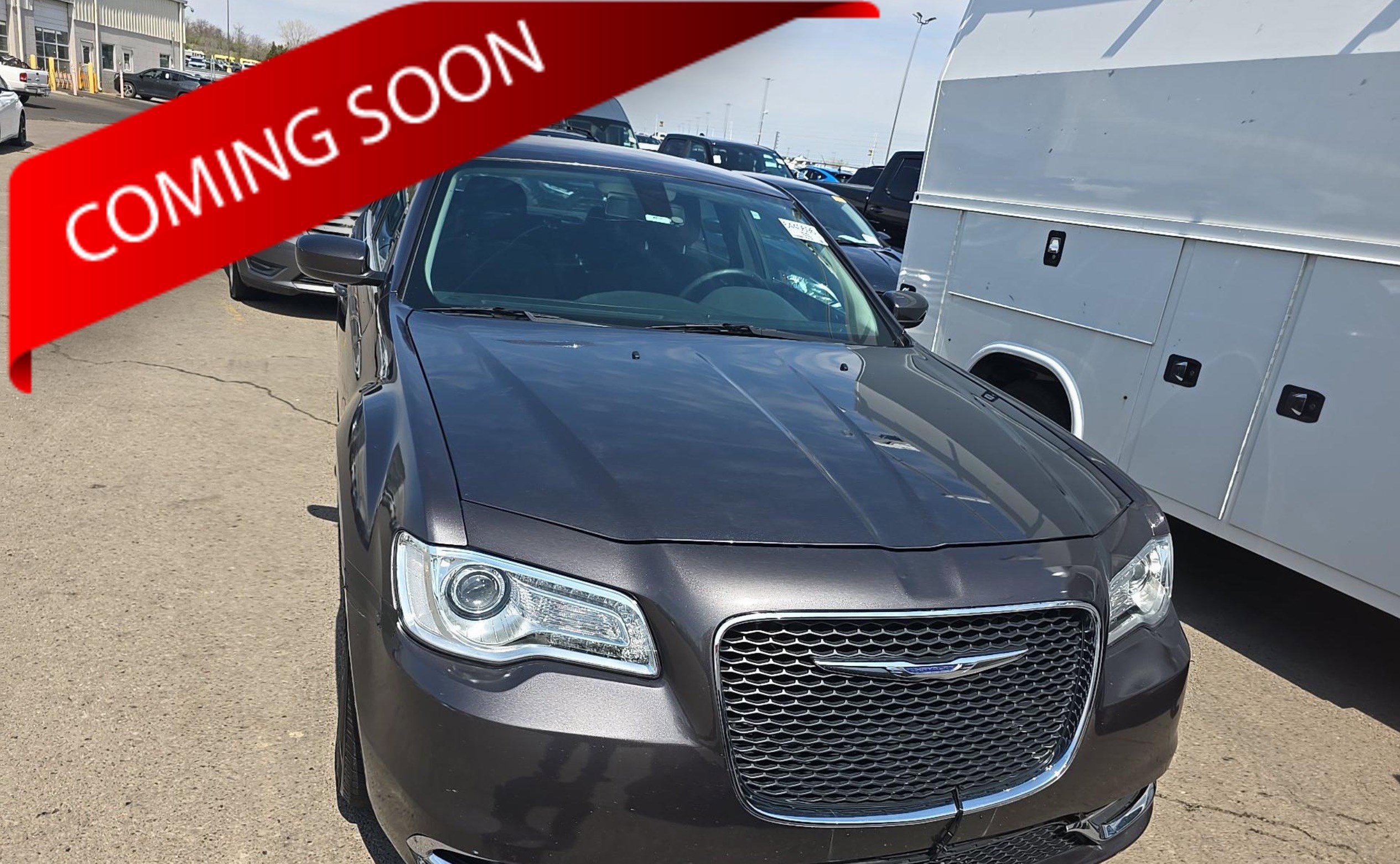 Used 2018 Chrysler 300 Touring w/ Driver Convenience Group RWD image 1