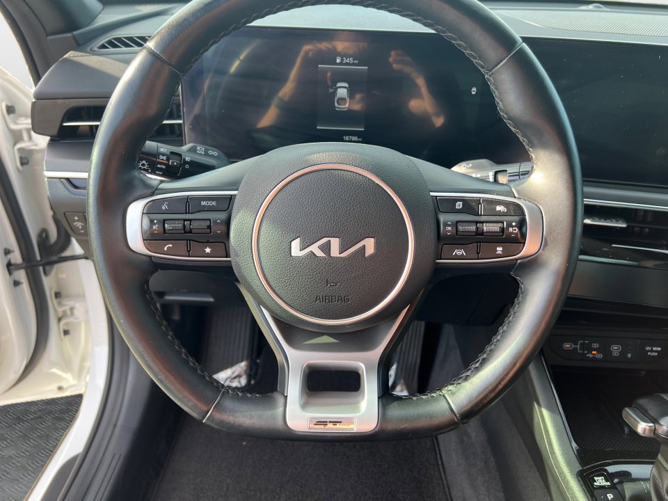 Used 2025 Kia K5 GT-Line w/ GT-Line Premium Package AWD/4WD image 13