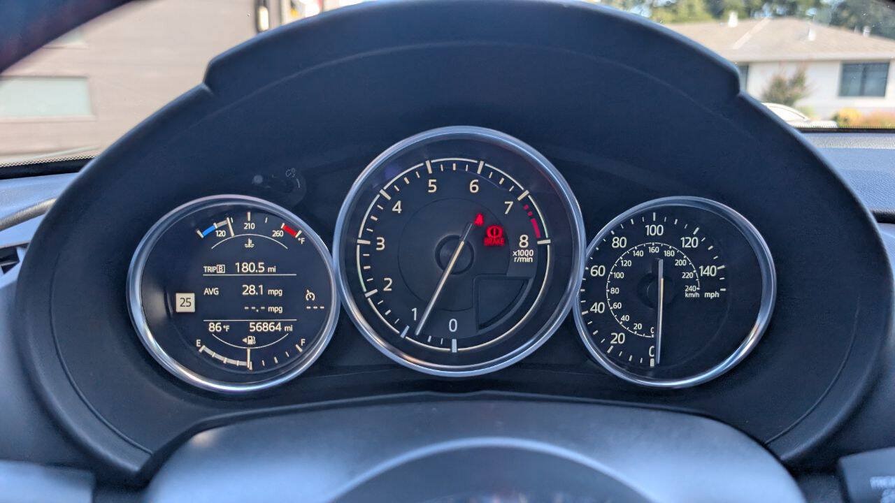 Used 2022 MAZDA MX-5 Miata RF Grand Touring RWD image 15