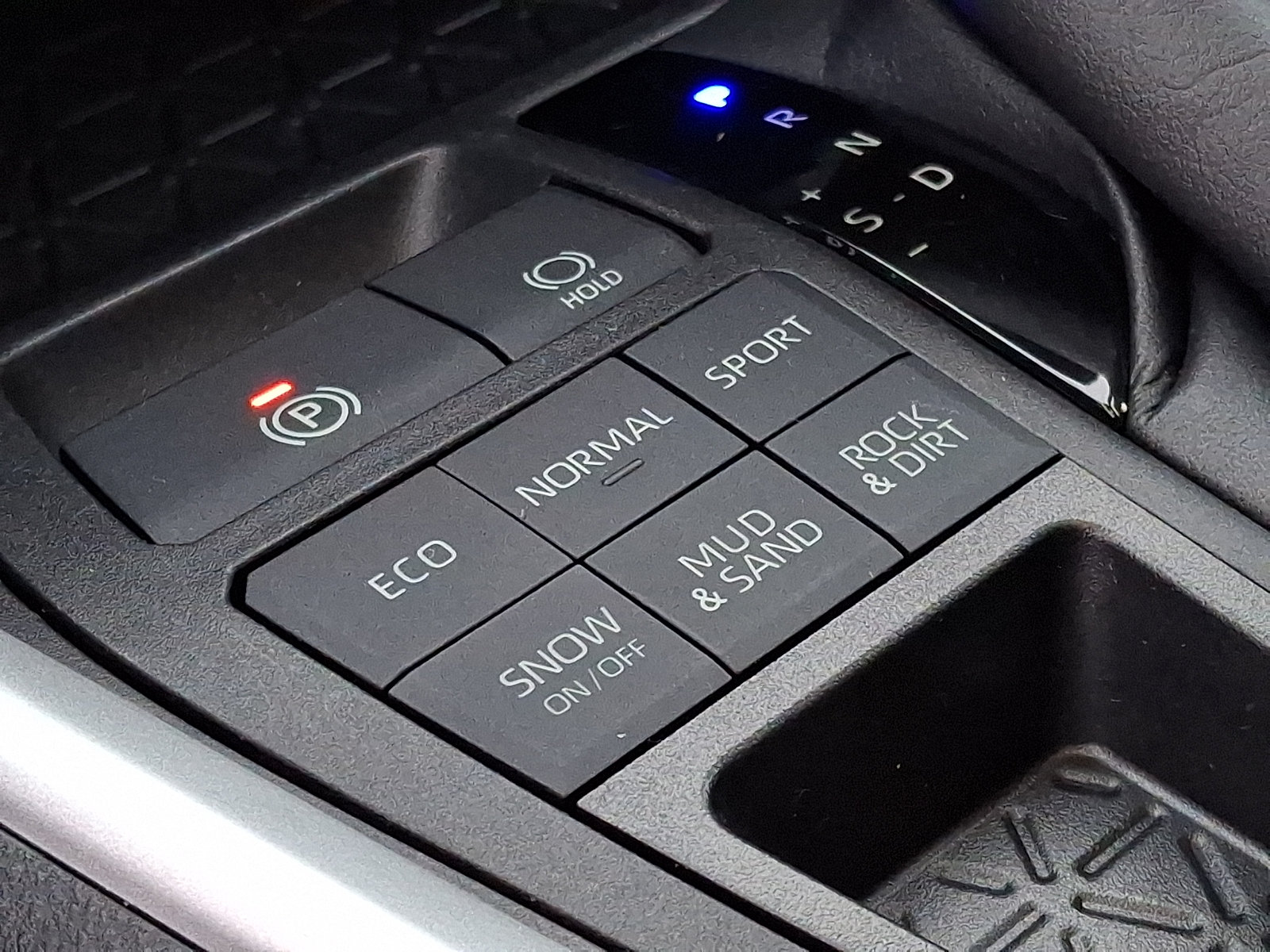 Used 2022 Toyota RAV4 XLE w/ Convenience Package AWD/4WD image 26