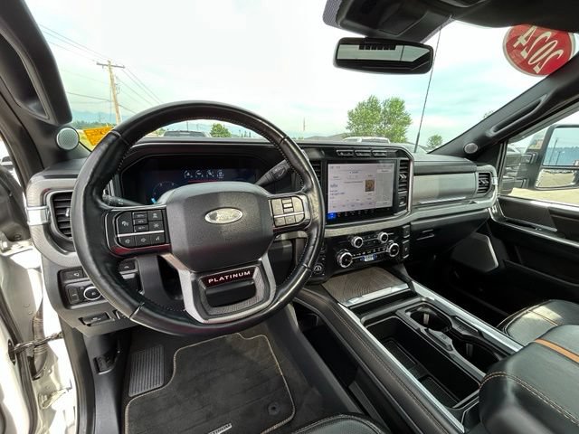 Used 2024 Ford F350 Platinum w/ Tremor Off-Road Package AWD/4WD image 31