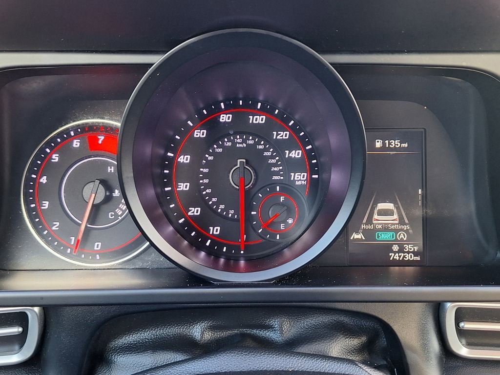 Certified 2021 Hyundai Elantra SE image 17