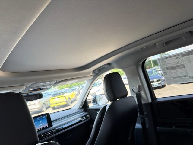 New 2026 Lincoln Aviator AWD image 9