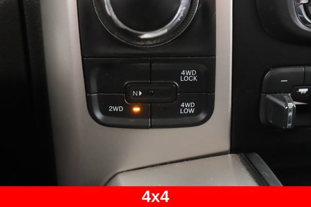Used 2019 RAM 1500 Classic SLT w/ Black Appearance Group AWD/4WD image 23
