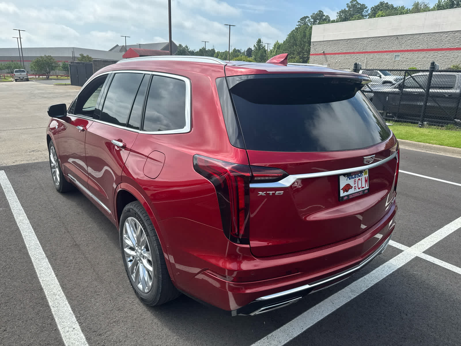 Used 2024 Cadillac XT6 Premium Luxury w/ Technology Package FWD image 3