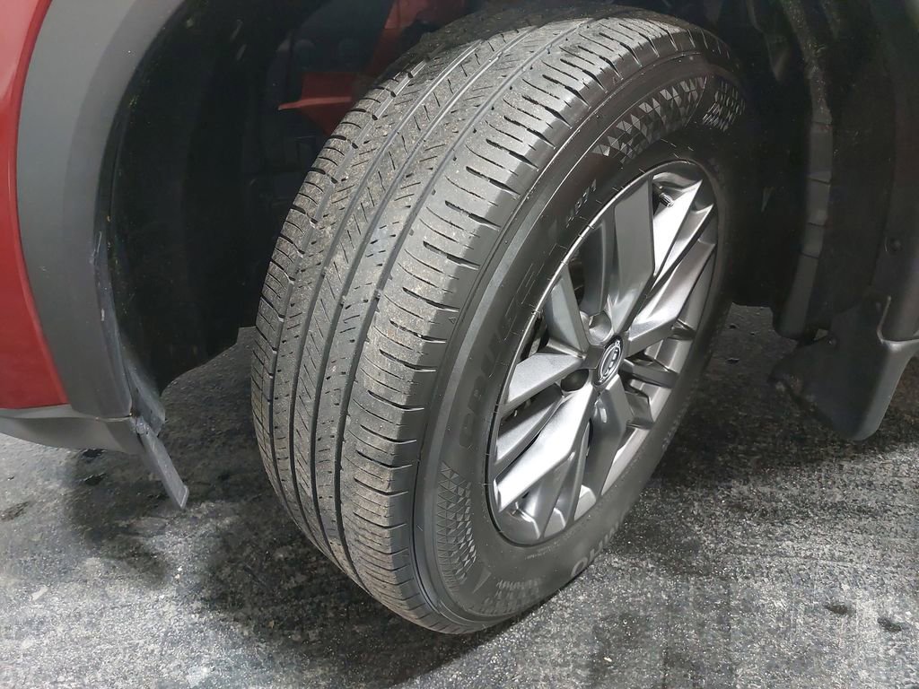 Used 2023 Nissan Rogue S image 30