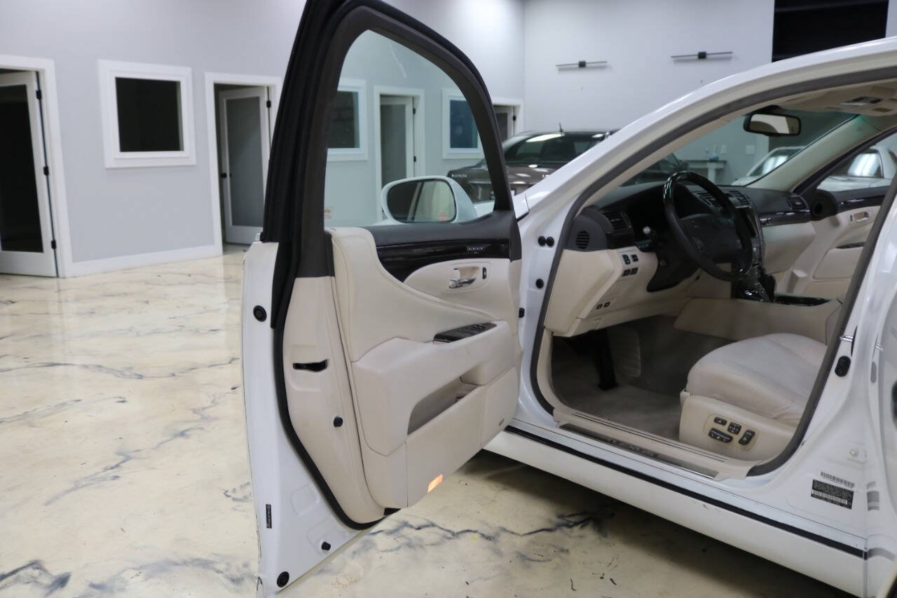 Used 2008 Lexus LS 460 L RWD image 53