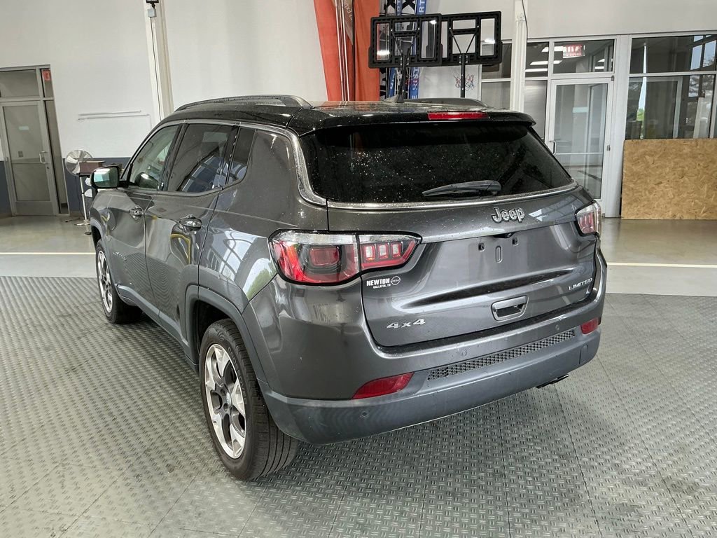 Used 2018 Jeep Compass Limited w/ Navigation Group image 11