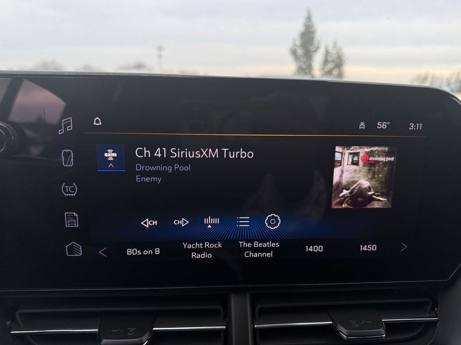 Used 2025 Chevrolet Trax LT image 21