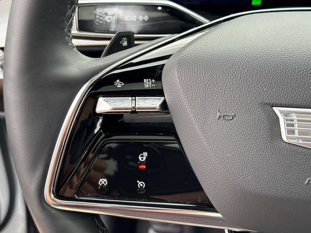 New 2025 Cadillac Lyriq Sport w/ LPO, Floor Liner Package AWD/4WD image 28