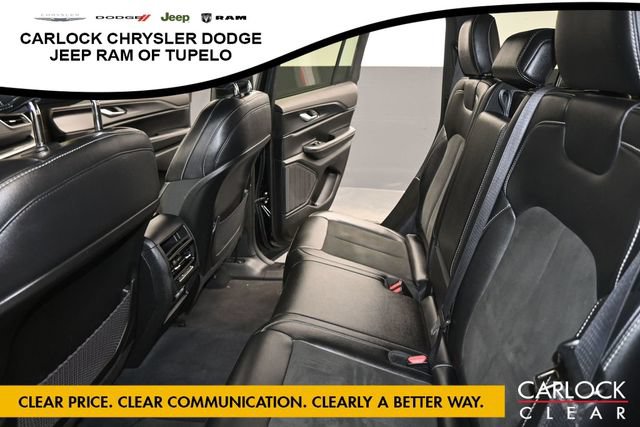 Used 2023 Jeep Grand Cherokee Altitude AWD/4WD image 27