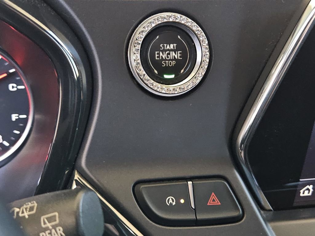 Used 2021 Chevrolet Blazer RS w/ Driver Confidence II Package FWD image 14