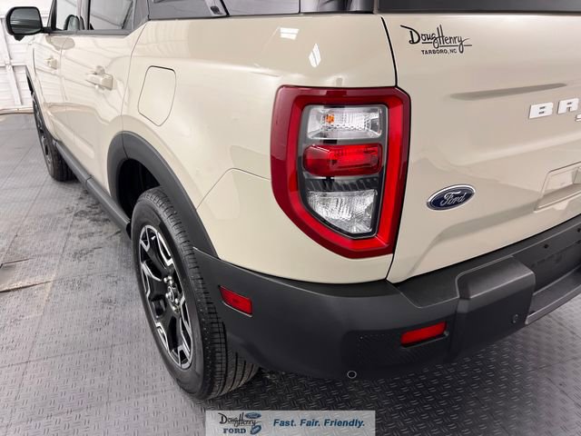 Used 2025 Ford Bronco Sport Outer Banks w/ Outer Banks Tech Package+ image 12