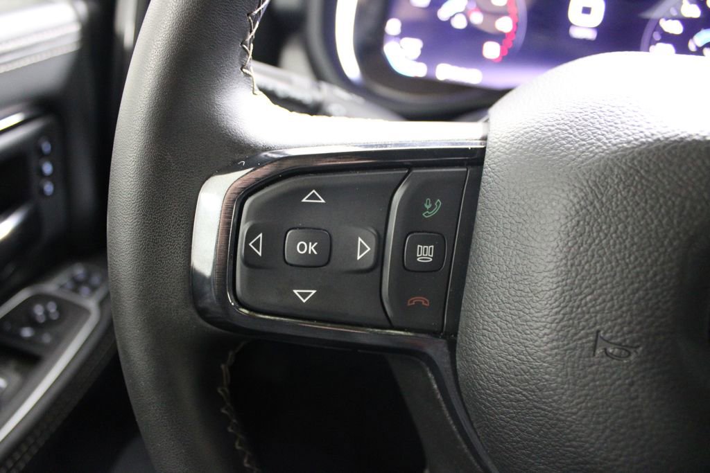 Used 2024 RAM 2500 Limited image 37