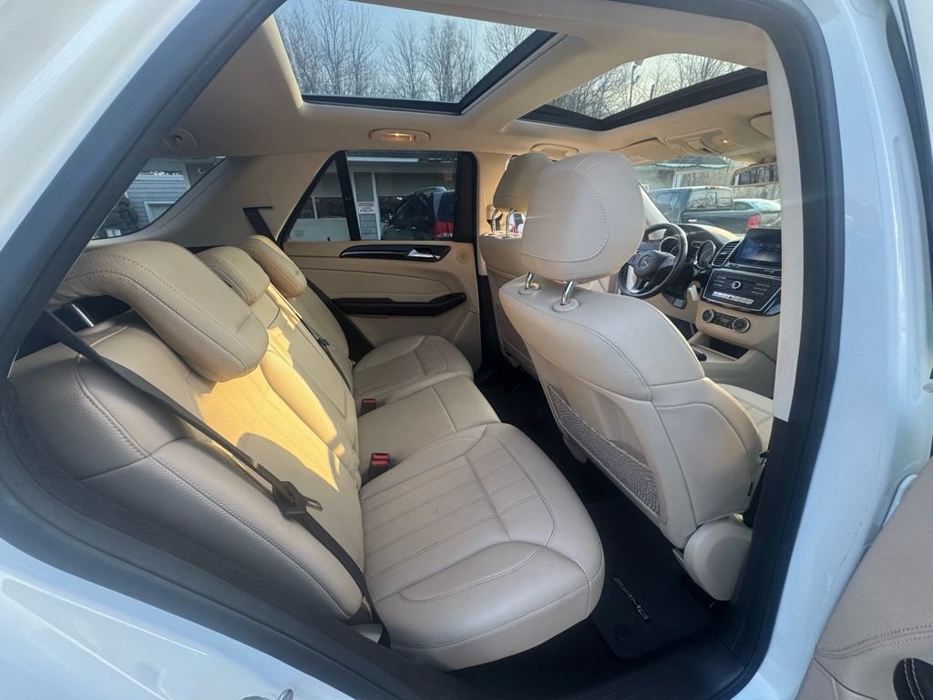 Used 2019 Mercedes-Benz GLE 43 AMG 4MATIC image 26