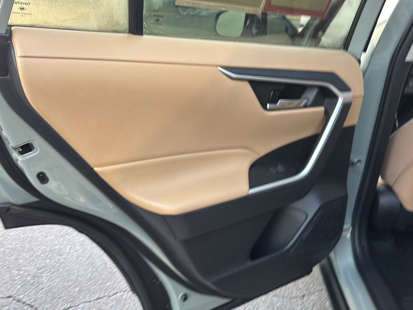 Certified 2021 Toyota RAV4 XLE w/ Convenience Package image 15