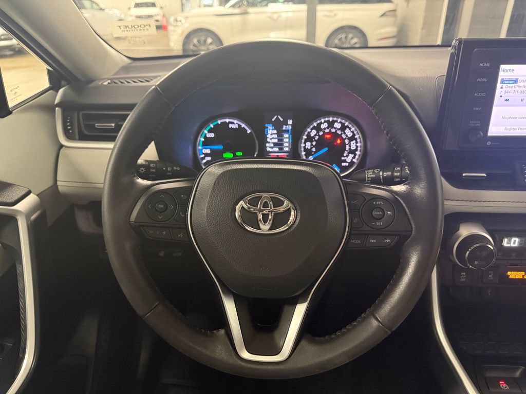 Used 2021 Toyota RAV4 XLE Premium AWD/4WD image 11