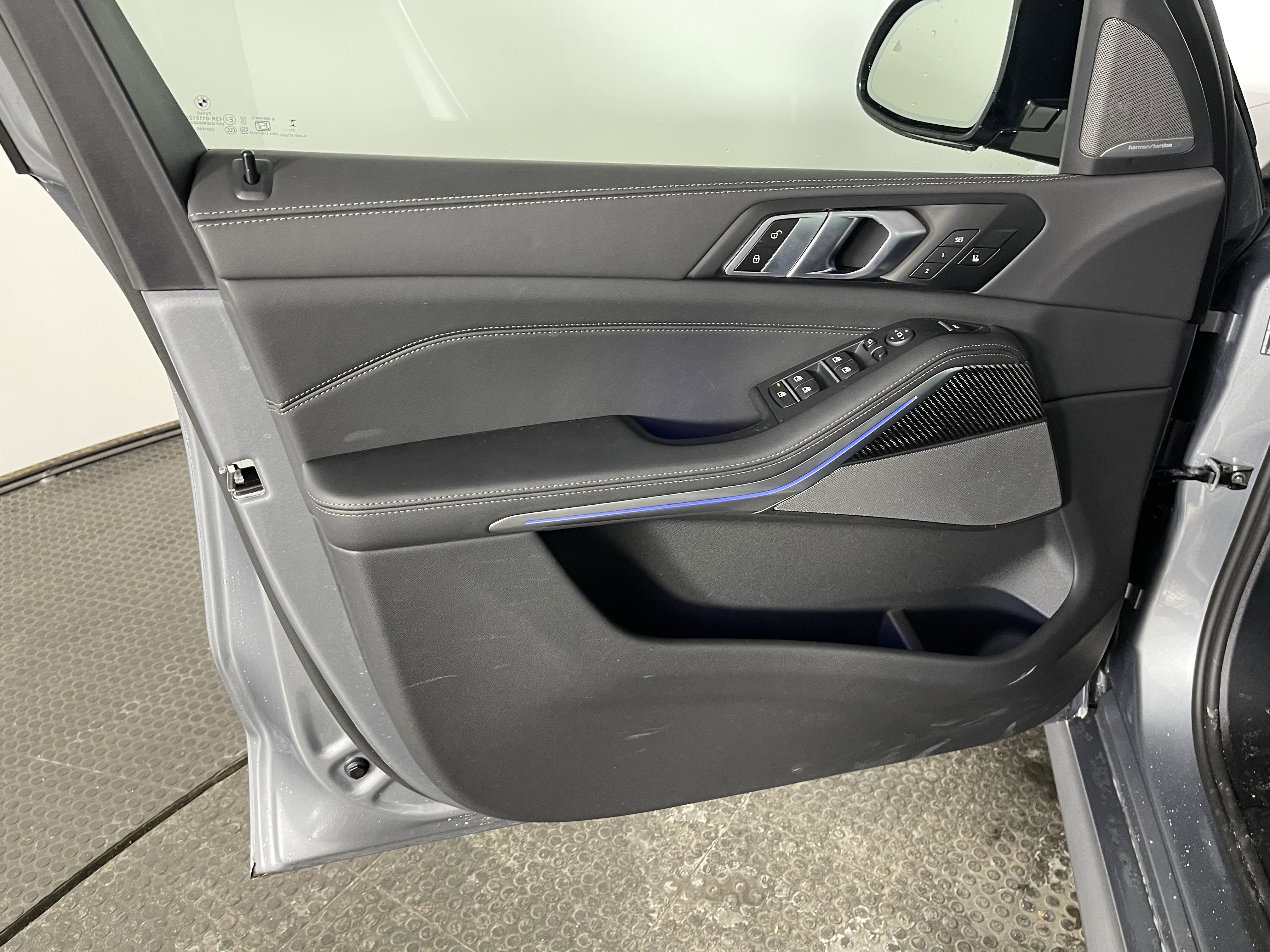 Used 2026 BMW X5 M60i image 10