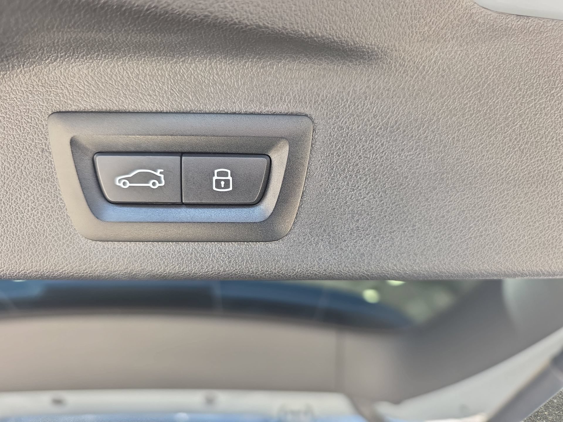 Used 2024 BMW X7 M60i AWD/4WD image 13