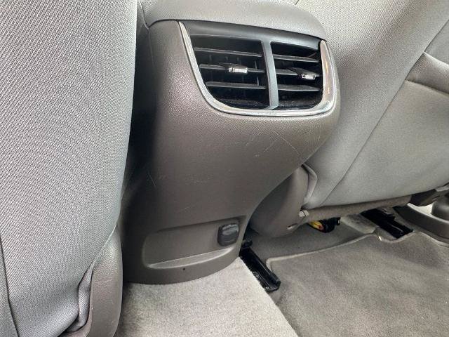 Used 2019 Chevrolet Malibu LT FWD image 24