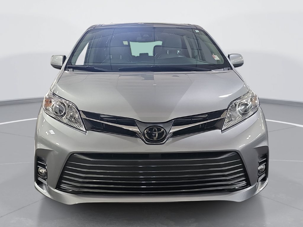 Used 2018 Toyota Sienna XLE Premium AWD/4WD image 10