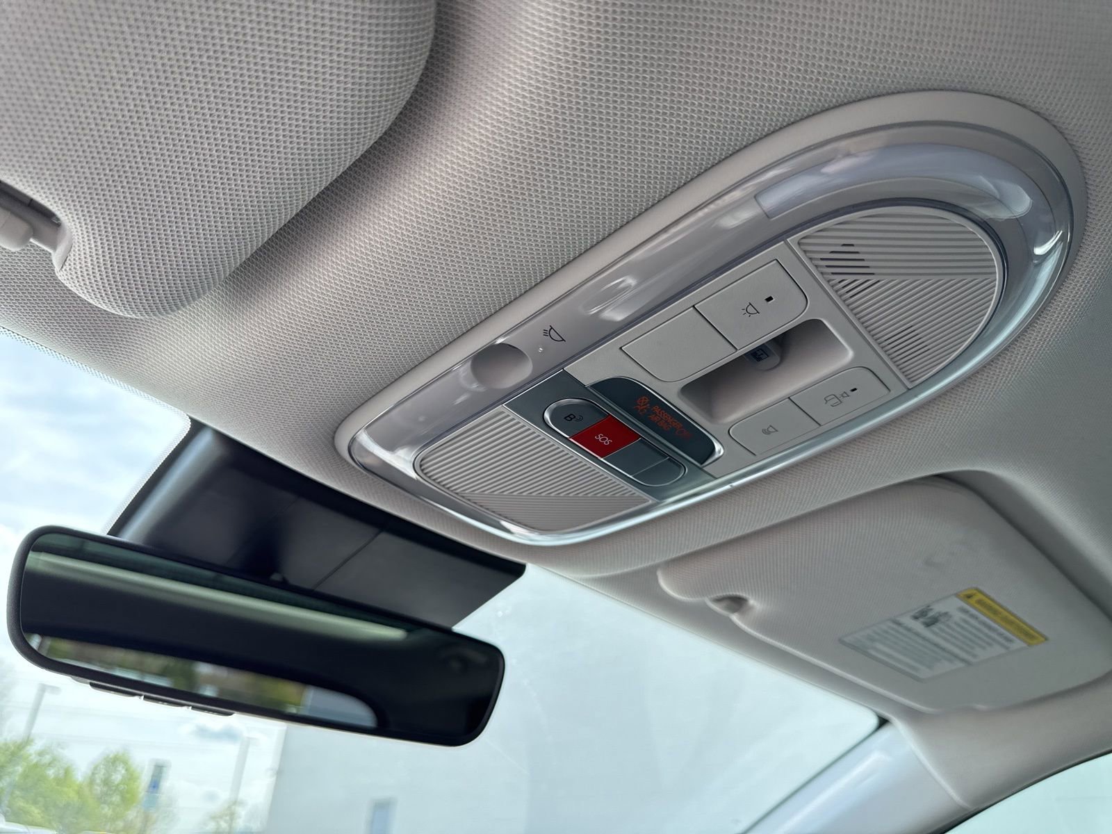 Certified 2023 Hyundai Ioniq 5 Limited w/ Cargo Package image 32