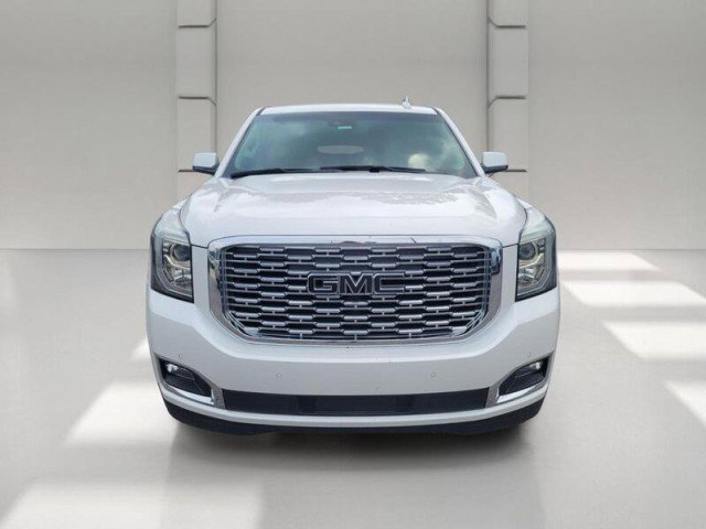 Used 2020 GMC Yukon Denali w/ Denali Ultimate Package RWD image 2