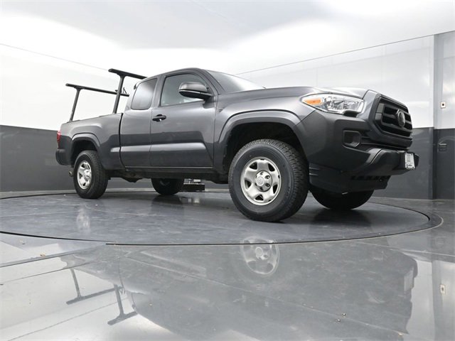 Used 2022 Toyota Tacoma SR image 17