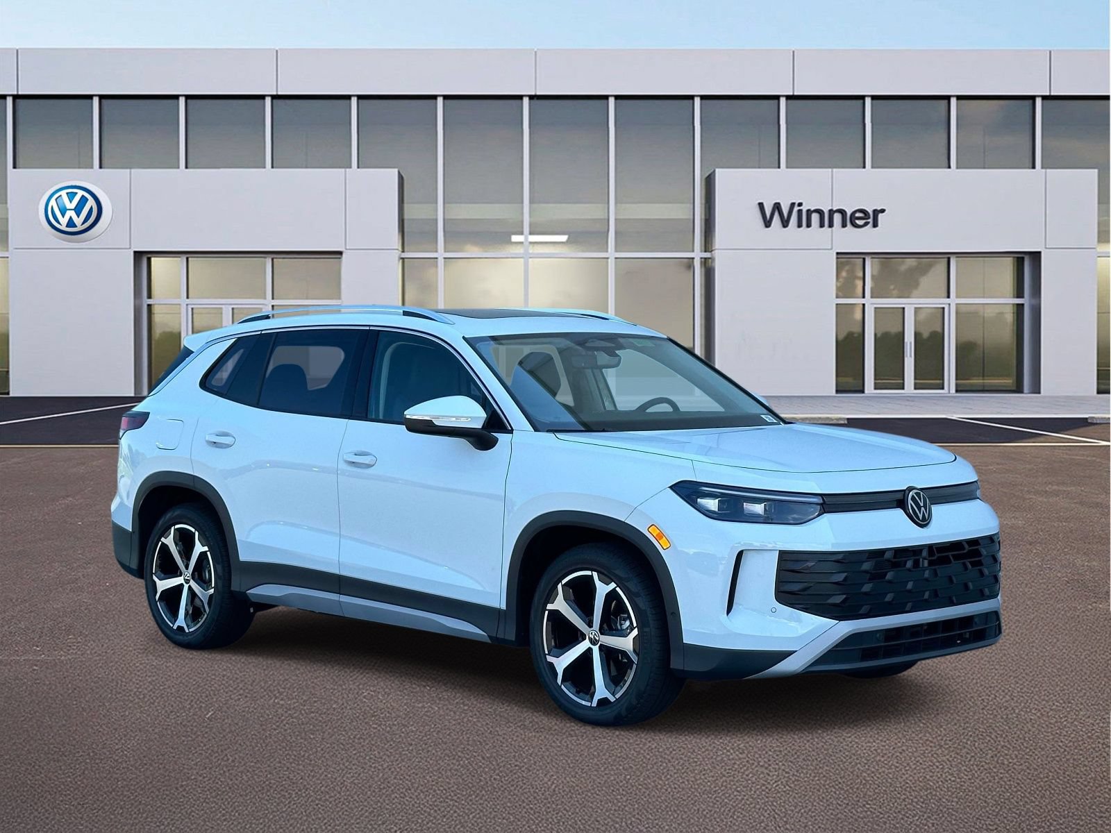 New 2026 Volkswagen Tiguan SE FWD image 8