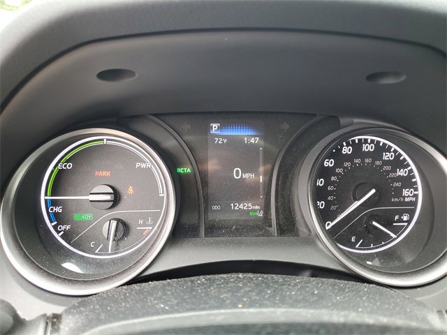 Used 2024 Toyota Camry SE image 9