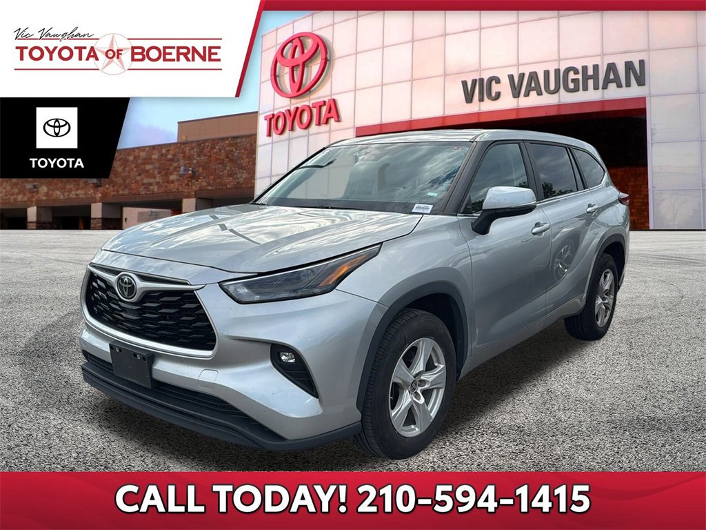 Used 2023 Toyota Highlander LE
