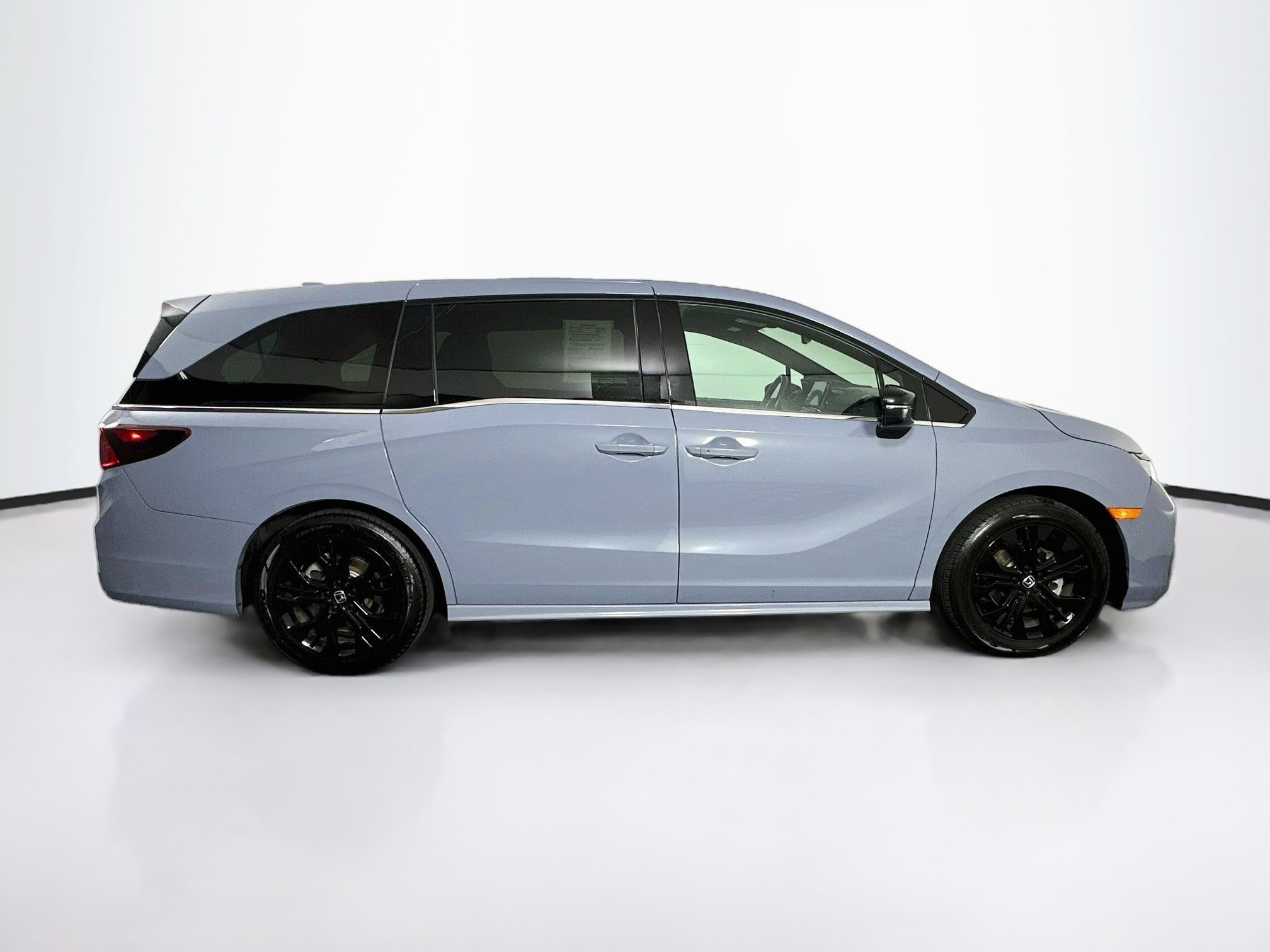 Used 2025 Honda Odyssey Sport-L image 10