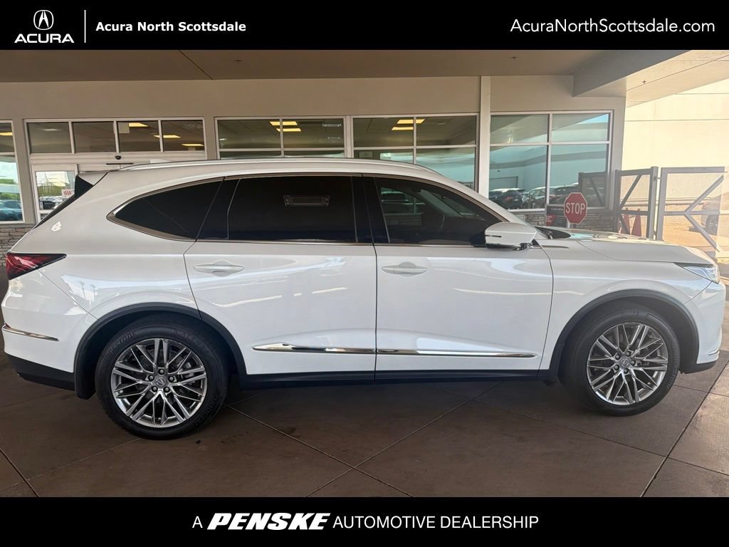 Used 2023 Acura MDX SH-AWD w/ Advance Package image 5