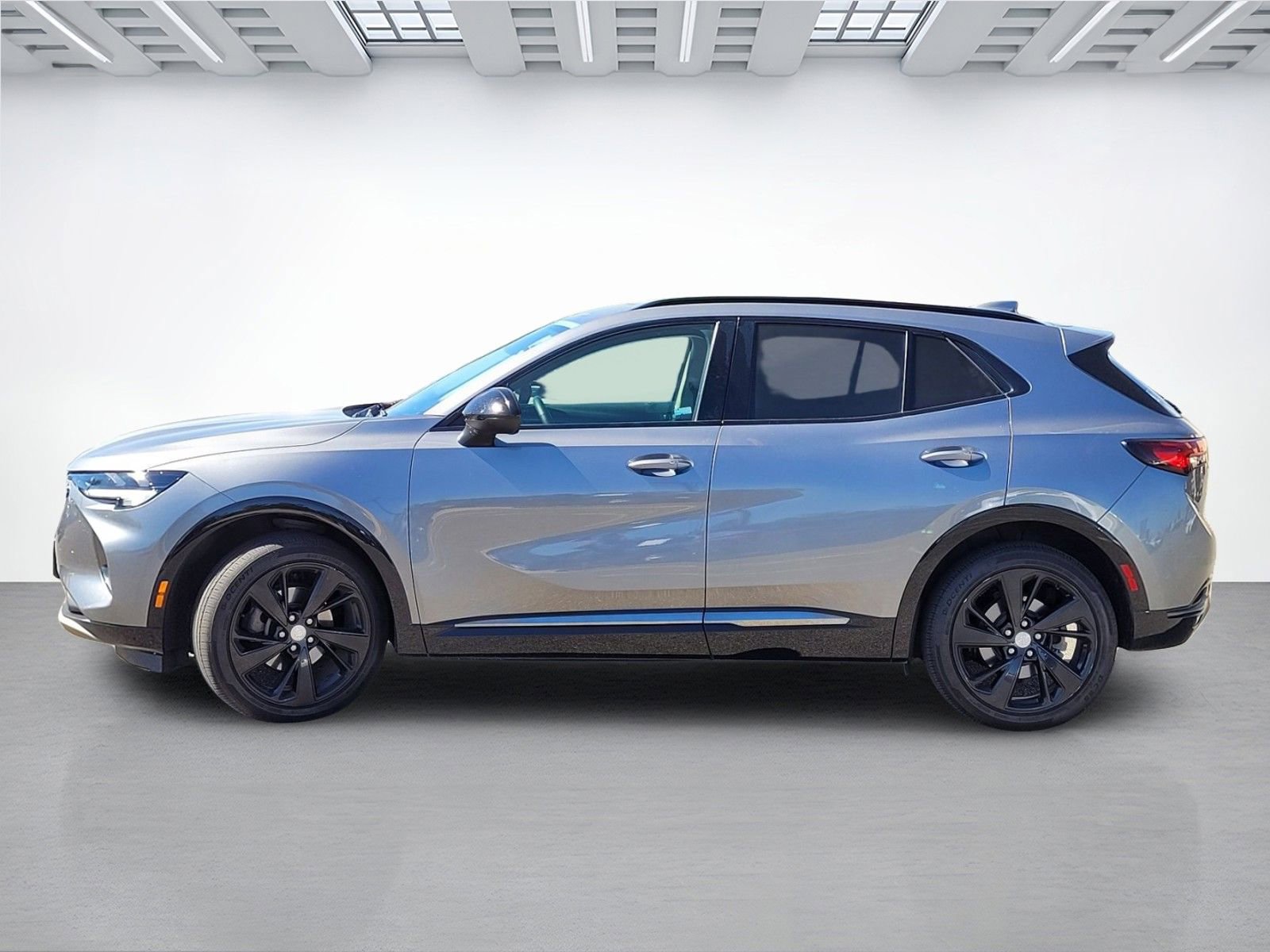 Used 2021 Buick Envision Essence w/ Sport Touring Package image 14