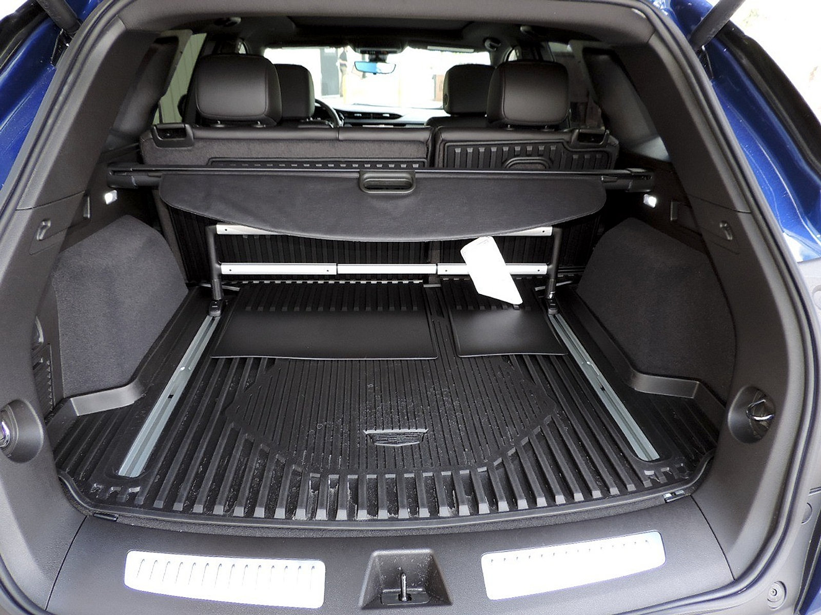 Certified 2026 Cadillac XT5 Sportv w/ LPO, Floor Liner Package AWD/4WD image 17