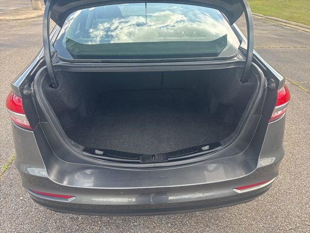 Used 2019 Ford Fusion S image 10