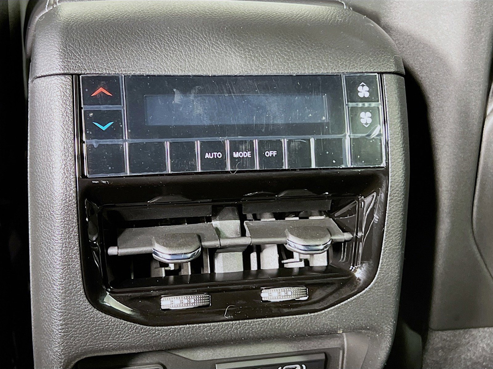 New 2025 Jeep Grand Cherokee L Altitude AWD/4WD image 27