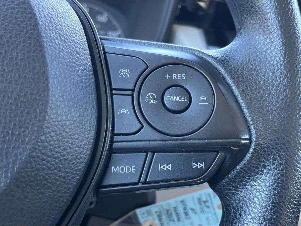 Used 2024 Toyota Corolla LE image 11