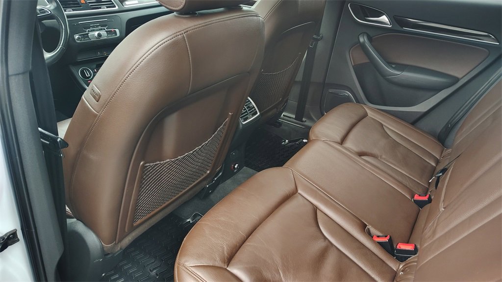 Used 2016 Audi Q3 2.0T Prestige w/ Prestige Package image 30