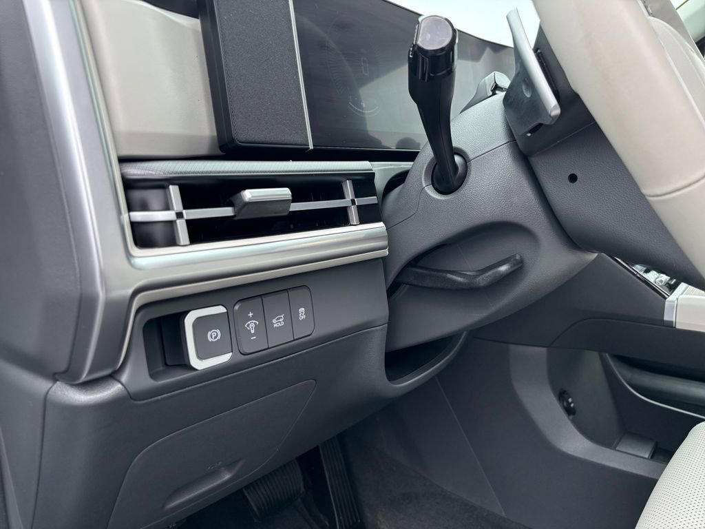 Used 2025 Hyundai Santa Fe SEL image 22