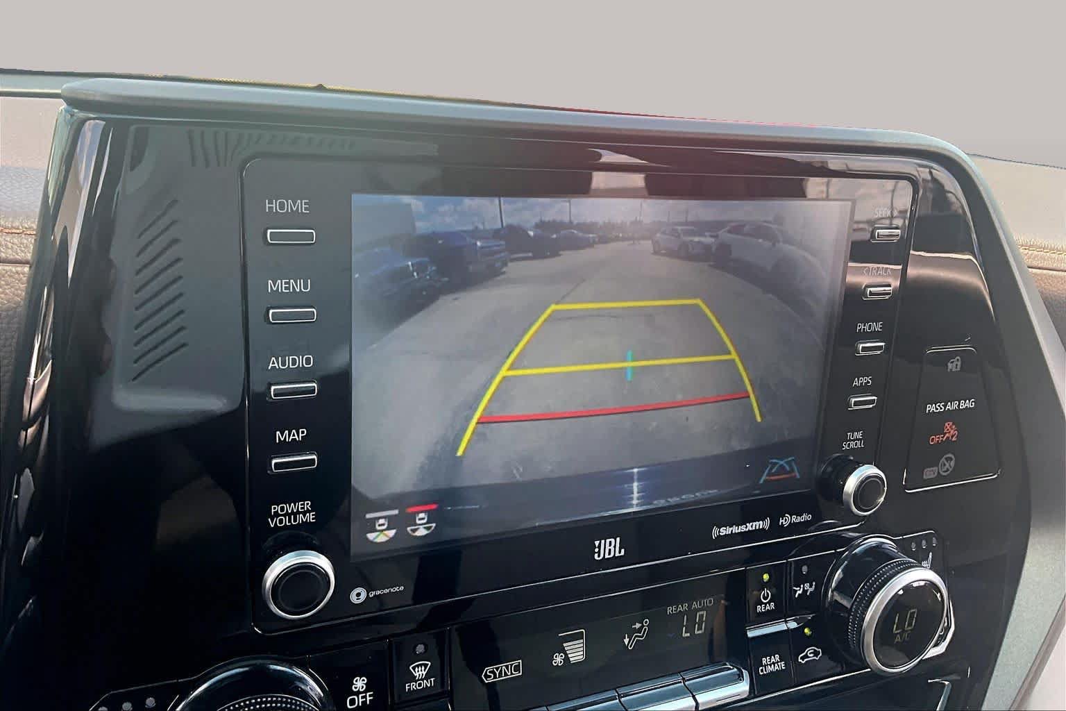 Used 2021 Toyota Highlander Limited AWD/4WD image 27