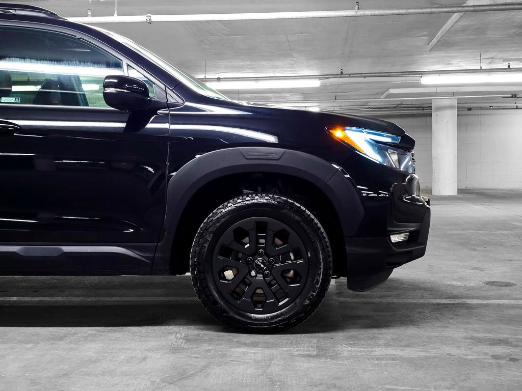 Used 2023 Honda Passport TrailSport image 19