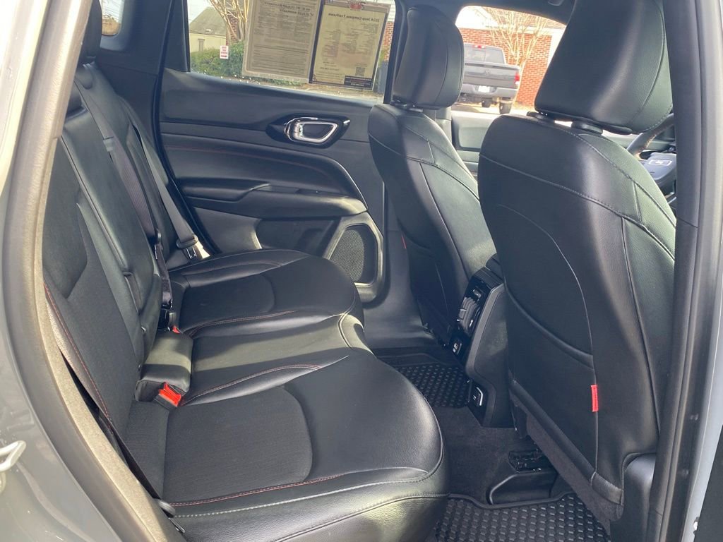 Used 2024 Jeep Compass Trailhawk image 17