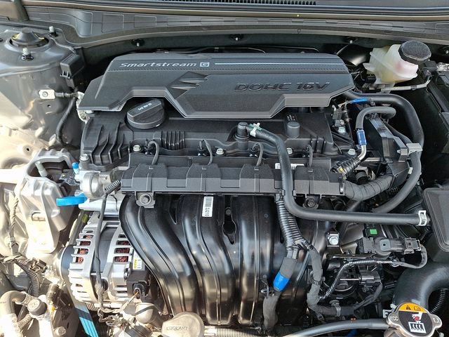 New 2026 Hyundai Elantra SE FWD image 19